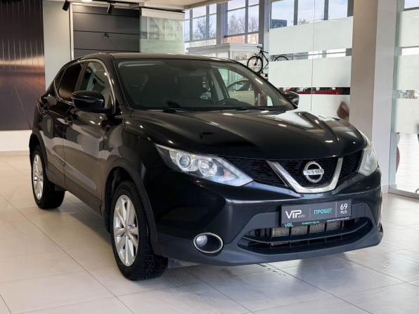 Nissan Qashqai II с пробегом 2017 года, цена 1 697 000 рублей, 154532 км, внедорожник, Автокод Объявления