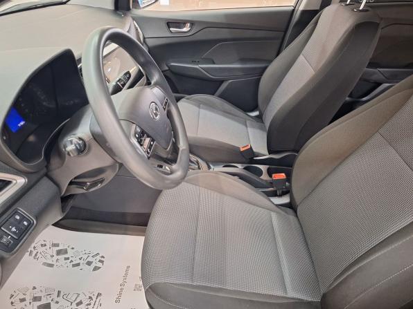 Hyundai Solaris II Рестайлинг с пробегом 2022 года, цена 1 570 000 рублей, 74762 км, седан, Автокод Объявления