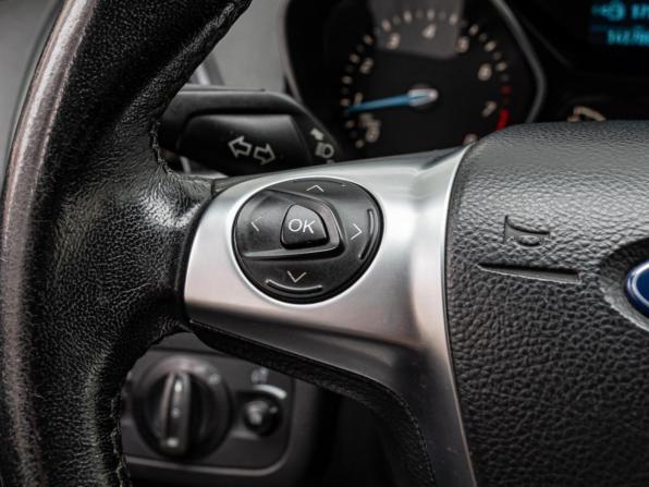 Ford Kuga II с пробегом 2014 года, цена 1 200 000 рублей, 141788 км, внедорожник, Автокод Объявления