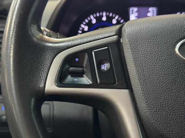 Hyundai Solaris I Рестайлинг с пробегом 2015 года, цена 1 030 000 рублей, 158788 км, седан, Автокод Объявления