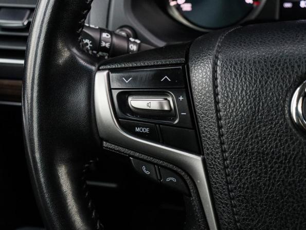 Toyota Land Cruiser Prado 150 Series Рестайлинг 2 с пробегом 2018 года, цена 4 870 000 рублей, 83355 км, внедорожник, Автокод Объявления
