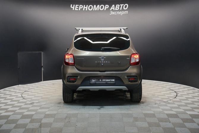 Renault Sandero II Рестайлинг с пробегом 2018 года, цена 1 255 000 рублей, 68487 км, хэтчбек, Автокод Объявления