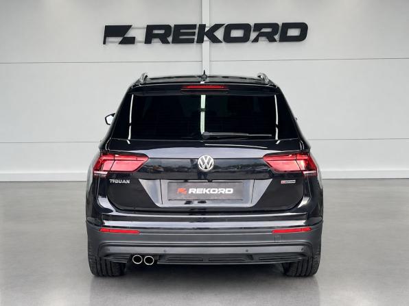 Volkswagen Tiguan II с пробегом 2018 года, цена 2 149 000 рублей, 195267 км, внедорожник, Автокод Объявления