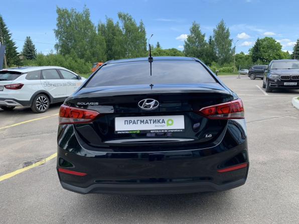 Hyundai Solaris II с пробегом 2017 года, цена 1 329 000 рублей, 77900 км, седан, Автокод Объявления