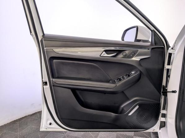 Haval Jolion I с пробегом 2023 года, цена 1 850 000 рублей, 71107 км, внедорожник, Автокод Объявления