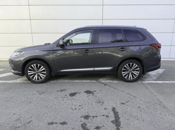 Mitsubishi Outlander III Рестайлинг 3 с пробегом 2019 года, цена 2 150 000 рублей, 178508 км, внедорожник, Автокод Объявления