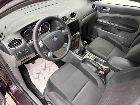 Ford Focus II Рестайлинг с пробегом 2008 года, цена 550 000 рублей, 176233 км, седан, Автокод Объявления