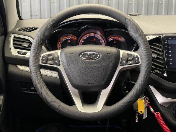 Lada (ВАЗ) Vesta I с пробегом 2020 года, цена 1 097 000 рублей, 71287 км, седан, Автокод Объявления