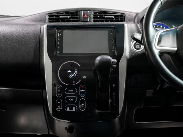Mitsubishi eK Custom I с пробегом 2013 года, цена 700 000 рублей, 182510 км, хэтчбек, Автокод Объявления
