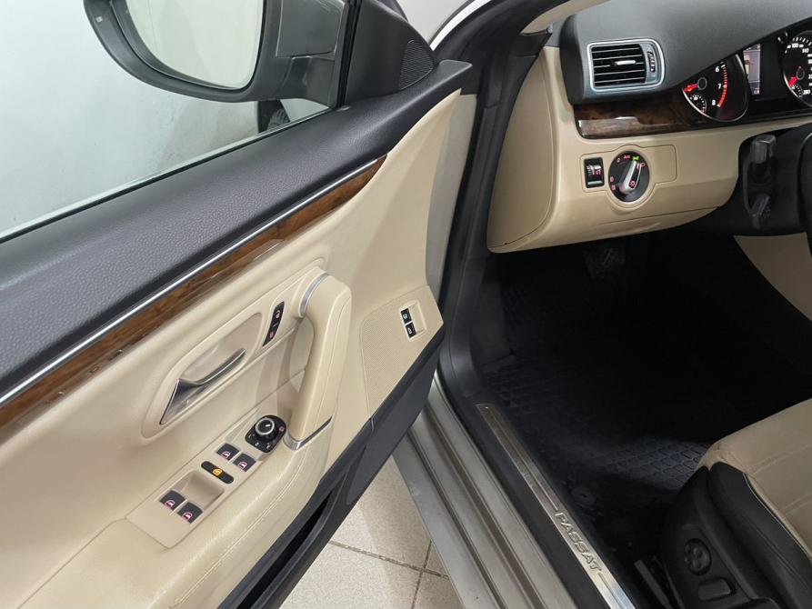 Volkswagen Passat CC I Рестайлинг Воронеж  - изображение 18