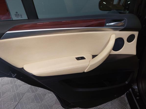 BMW X5 II (E70) Рестайлинг с пробегом 2011 года, цена 1 840 000 рублей, 178884 км, внедорожник, Автокод Объявления