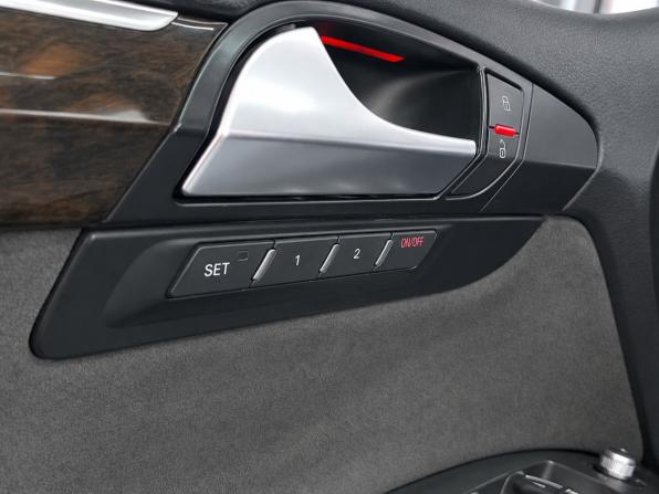 Audi Q7 I (4L) Рестайлинг с пробегом 2012 года, цена 2 149 000 рублей, 246089 км, внедорожник, Автокод Объявления