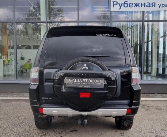 Mitsubishi Pajero IV Рестайлинг 2 с пробегом 2014 года, цена 1 999 000 рублей, 203638 км, внедорожник, Автокод Объявления
