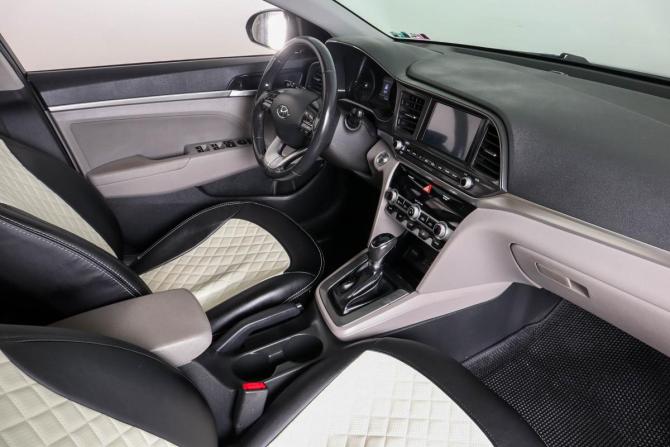 Hyundai Elantra VI (AD) Рестайлинг с пробегом 2020 года, цена 1 889 000 рублей, 32000 км, седан, Автокод Объявления