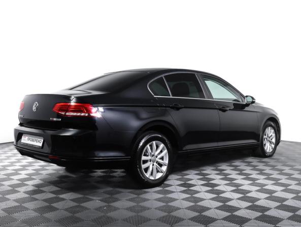 Volkswagen Passat B8 с пробегом 2016 года, цена 1 685 000 рублей, 160089 км, седан, Автокод Объявления
