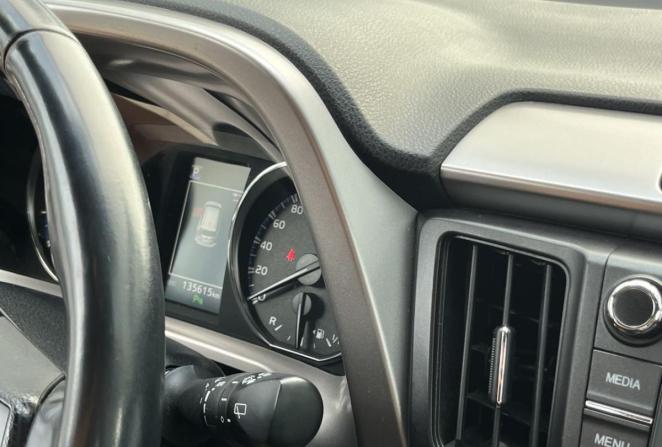 Toyota RAV4 IV (XA40) Рестайлинг с пробегом 2018 года, цена 2 730 000 рублей, 135614 км, внедорожник, Автокод Объявления