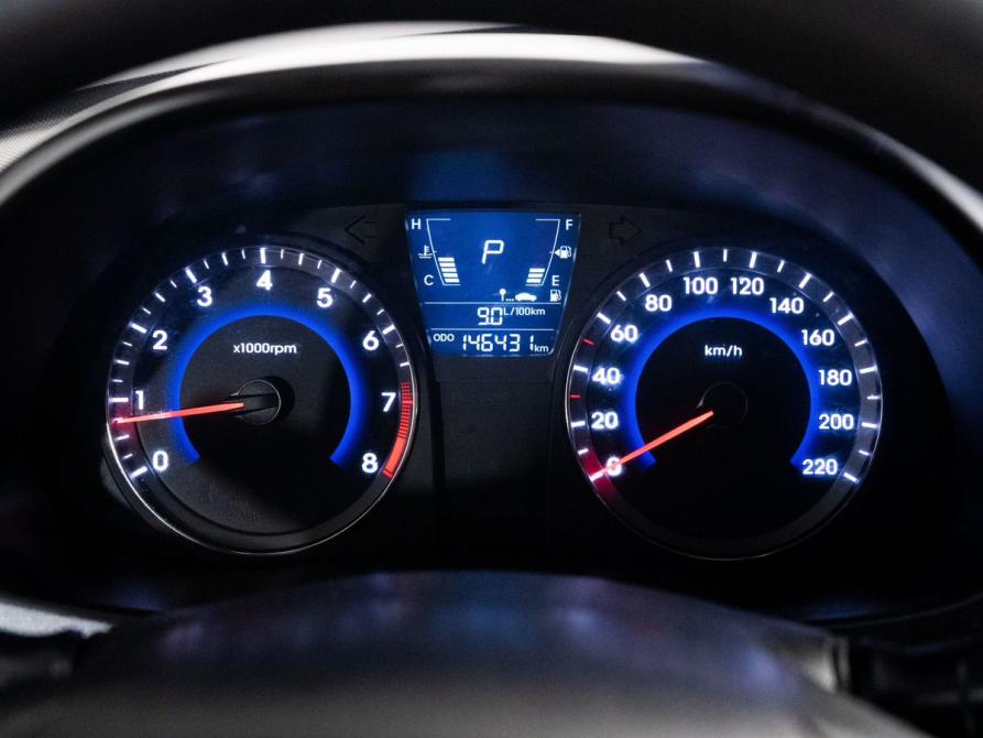 Hyundai Solaris I Иркутск  - изображение 12