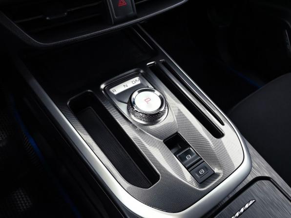 Haval Jolion I Рестайлинг с пробегом 2025 года, цена 2 085 000 рублей, 25464 км, внедорожник, Автокод Объявления