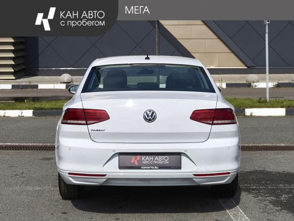 Volkswagen Passat B8 с пробегом 2019 года, цена 2 075 000 рублей, 121278 км, седан, Автокод Объявления