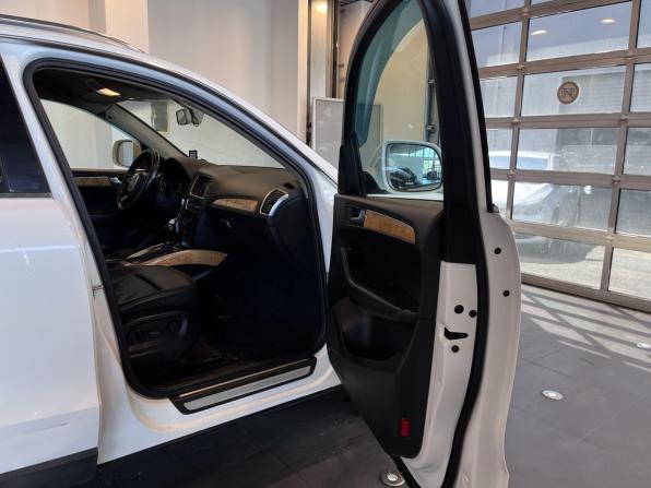 Audi Q5 I (8R) с пробегом 2011 года, цена 1 070 000 рублей, 292971 км, внедорожник, Автокод Объявления