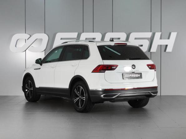 Volkswagen Tiguan II Рестайлинг с пробегом 2022 года, цена 3 766 000 рублей, 37156 км, внедорожник, Автокод Объявления