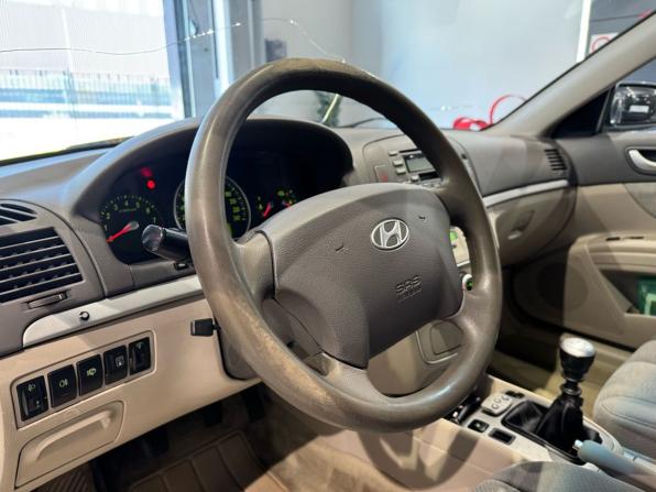 Hyundai Sonata V (NF) с пробегом 2005 года, цена 690 000 рублей, 282789 км, седан, Автокод Объявления