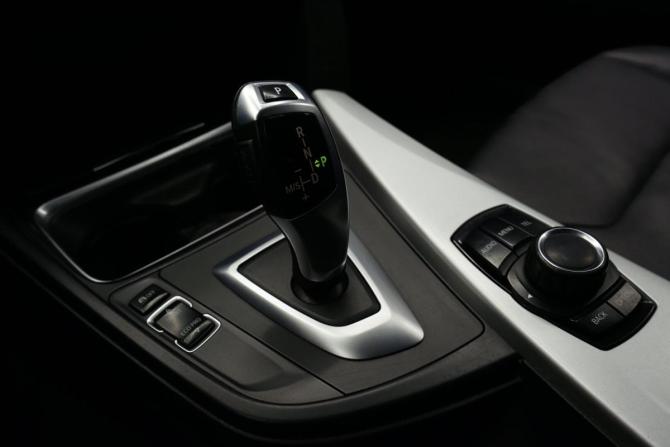 BMW 3 серии VI (F3x) с пробегом 2012 года, цена 1 590 000 рублей, 193000 км, седан, Автокод Объявления