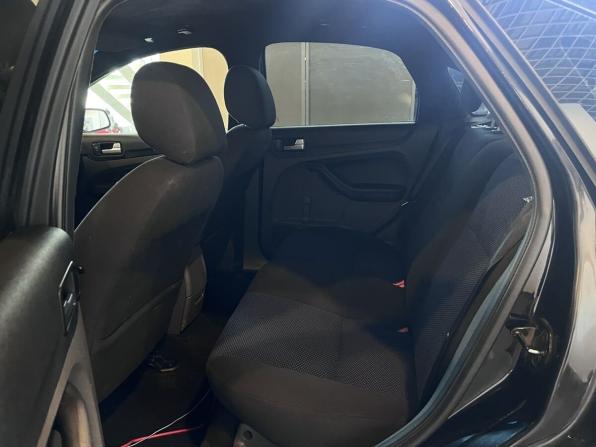 Ford Focus II с пробегом 2006 года, цена 310 000 рублей, 293020 км, седан, Автокод Объявления