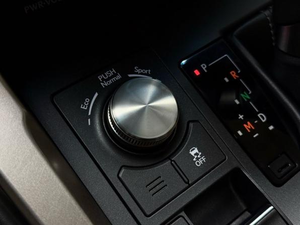 Lexus NX I Рестайлинг с пробегом 2017 года, цена 3 399 000 рублей, 80329 км, внедорожник, Автокод Объявления