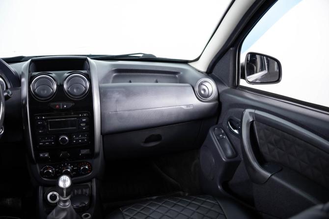 Renault Duster I Рестайлинг с пробегом 2015 года, цена 1 259 000 рублей, 193000 км, внедорожник, Автокод Объявления