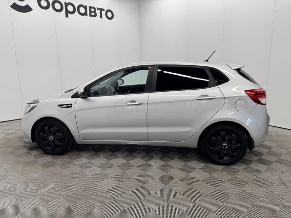 Kia Rio III Рестайлинг с пробегом 2016 года, цена 797 500 рублей, 165553 км, хэтчбек, Автокод Объявления