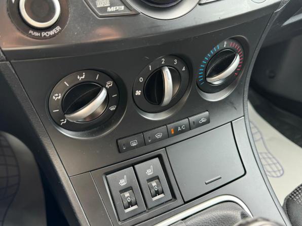 Mazda 3 II (BL) Рестайлинг с пробегом 2011 года, цена 799 000 рублей, 207070 км, седан, Автокод Объявления