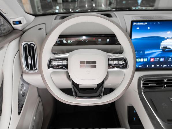 Geely Galaxy M9 с пробегом 2025 года, цена 6 600 000 рублей, 50 км, внедорожник, Автокод Объявления
