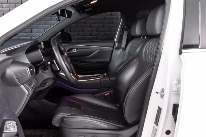 Hyundai Santa Fe IV Рестайлинг с пробегом 2021 года, цена 3 950 000 рублей, 65770 км, внедорожник, Автокод Объявления