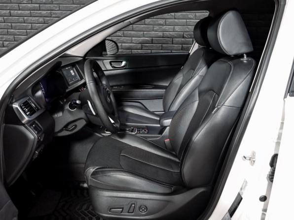 Kia Optima IV Рестайлинг с пробегом 2019 года, цена 2 500 000 рублей, 97736 км, седан, Автокод Объявления