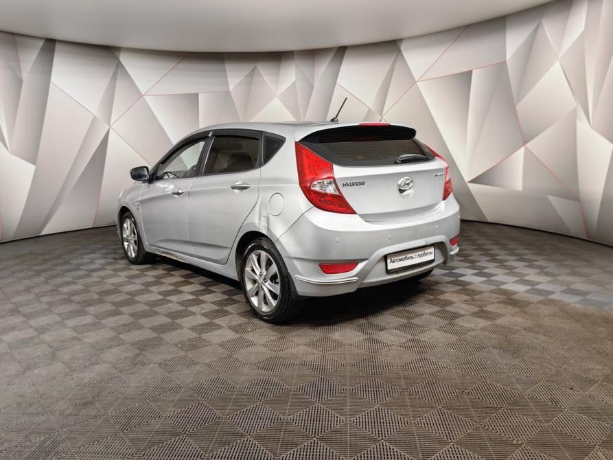 Hyundai Solaris I Москва  - изображение 4