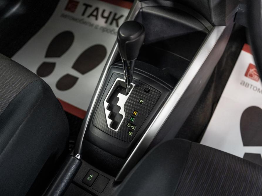 Toyota Corolla XI (E160 E170 E180) Иркутск  - изображение 12