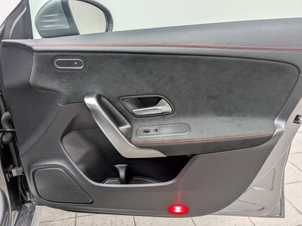 Mercedes-Benz CLA II (C118 X118) с пробегом 2021 года, цена 3 590 000 рублей, 45333 км, седан, Автокод Объявления