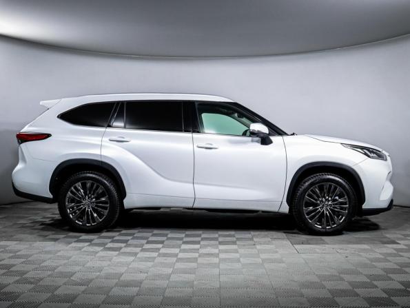 Toyota Highlander IV (XU70) с пробегом 2025 года, цена 5 499 999 рублей, 1400 км, внедорожник, Автокод Объявления