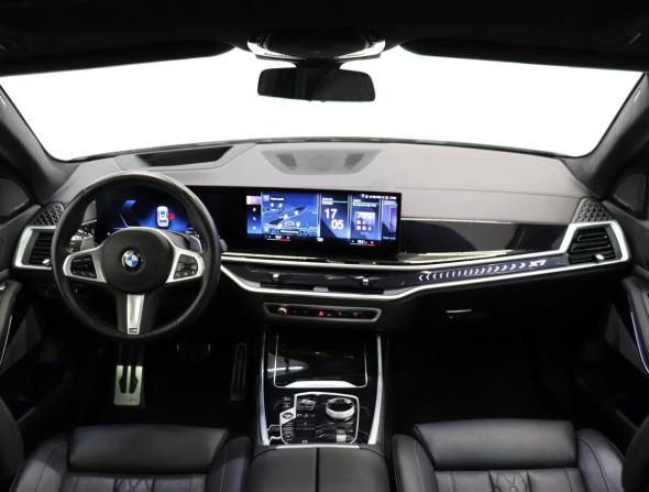 BMW X7 I (G07) Рестайлинг с пробегом 2022 года, цена 12 290 000 рублей, 37834 км, внедорожник, Автокод Объявления