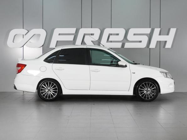 Lada (ВАЗ) Granta I с пробегом 2016 года, цена 829 000 рублей, 99937 км, седан, Автокод Объявления
