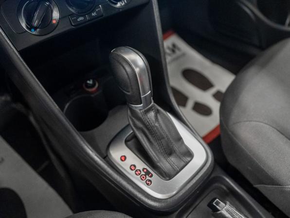 Volkswagen Polo V Рестайлинг с пробегом 2016 года, цена 1 050 000 рублей, 135216 км, седан, Автокод Объявления