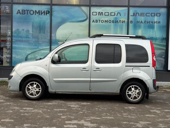 Renault Kangoo II с пробегом 2012 года, цена 600 000 рублей, 197972 км, компактвэн, Автокод Объявления