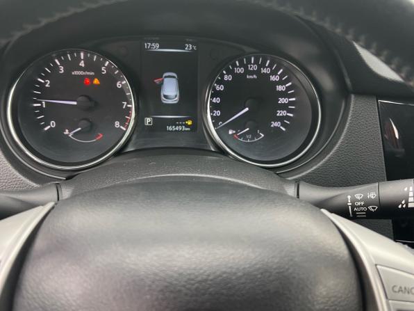 Nissan Qashqai II с пробегом 2017 года, цена 1 597 000 рублей, 165000 км, внедорожник, Автокод Объявления