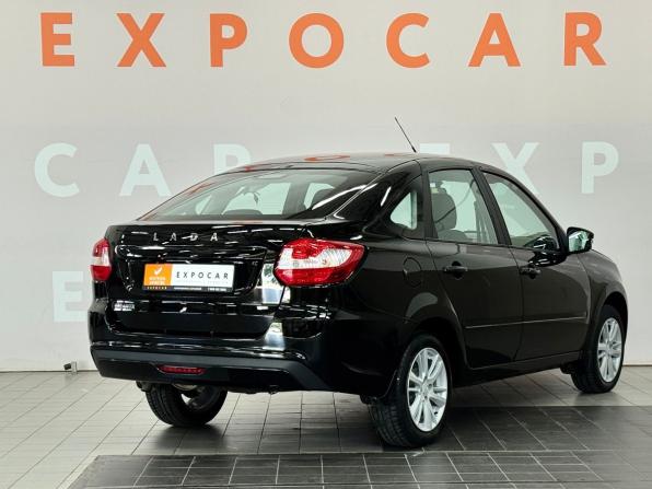 Lada (ВАЗ) Granta I Рестайлинг с пробегом 2023 года, цена 889 000 рублей, 8289 км, лифтбек, Автокод Объявления