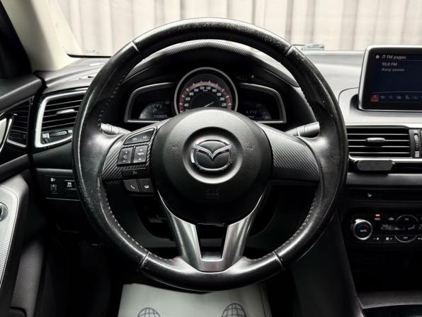Mazda 3 III (BM) с пробегом 2014 года, цена 1 349 000 рублей, 140889 км, седан, Автокод Объявления