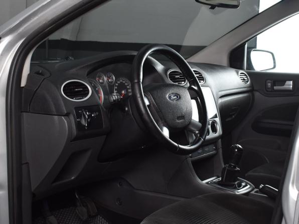 Ford Focus II с пробегом 2005 года, цена 449 995 рублей, 284332 км, универсал, Автокод Объявления