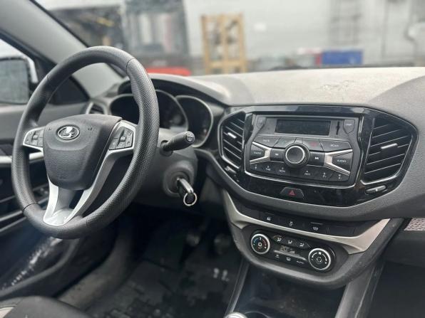 Lada (ВАЗ) Vesta I с пробегом 2018 года, цена 1 098 000 рублей, 71561 км, седан, Автокод Объявления