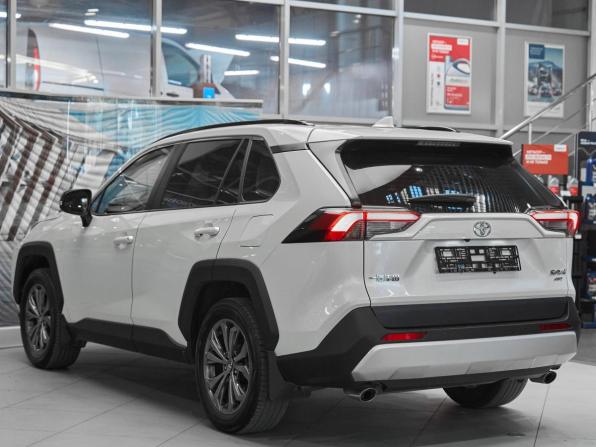 Toyota RAV4 V (XA50) с пробегом 2024 года, цена 3 649 000 рублей, 33500 км, внедорожник, Автокод Объявления