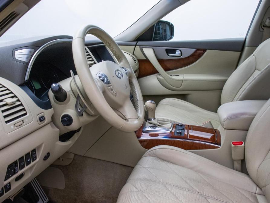 Infiniti QX70 Москва  - изображение 10